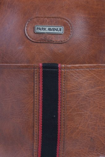 Park Avenue Vintage Brown Medium Shoulder Bag with Zips Unisex