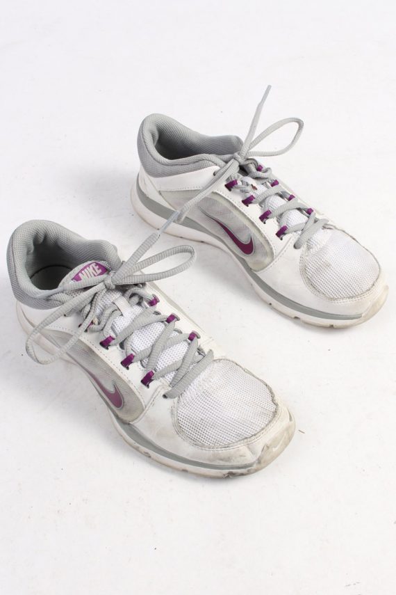 Nike Training Sneakers Vintage – UK 5.5 White