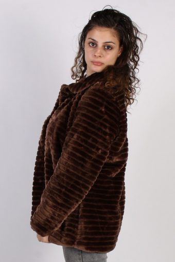 Vintage Helena Vera Faux Fur Coat Bust: 46 Multi