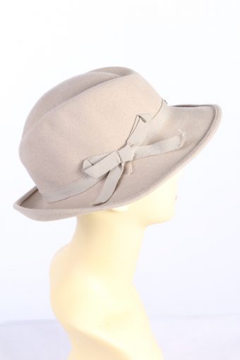 Vintage 1970s Fashion Womens Trilby Hat Cream HAT1192-124361
